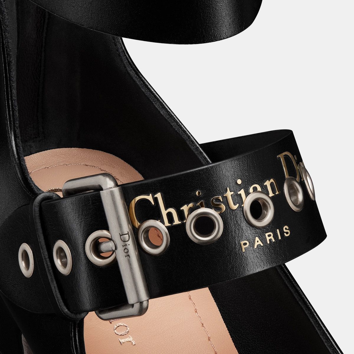 o1bcso1str0226 Dior Punk Pump in Black