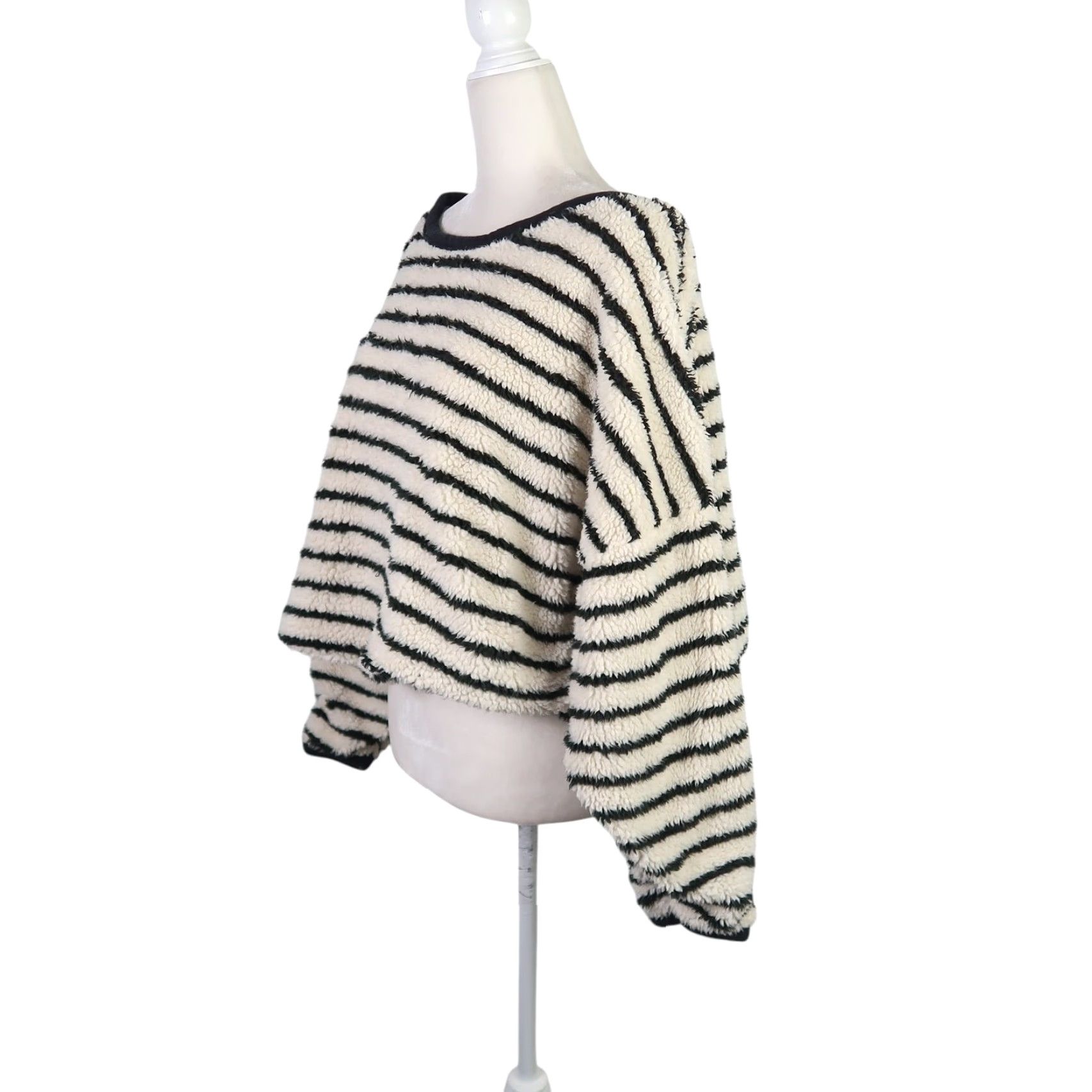 Free People Free People Sweater Shirt Women S Cream Striped Faux Sherpa Teddy Pullover Long Sleeve Knit Casual Size S / US 4 / IT 40 - 3 Thumbnail