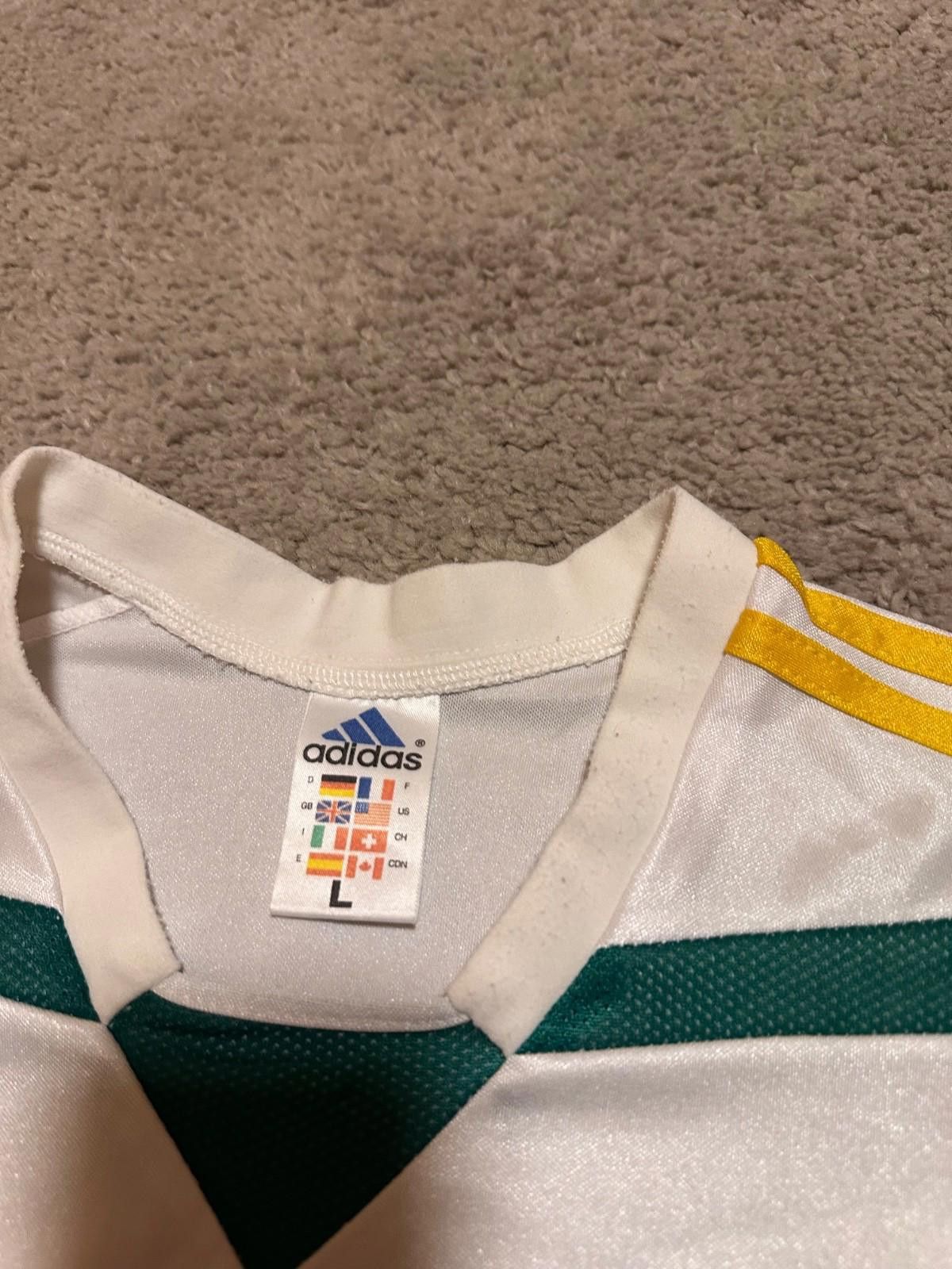 Adidas 2002 Adidas South Africa Football Shirt Soccer Jersey Sz L Size US L / EU 52-54 / 3 - 6 Thumbnail