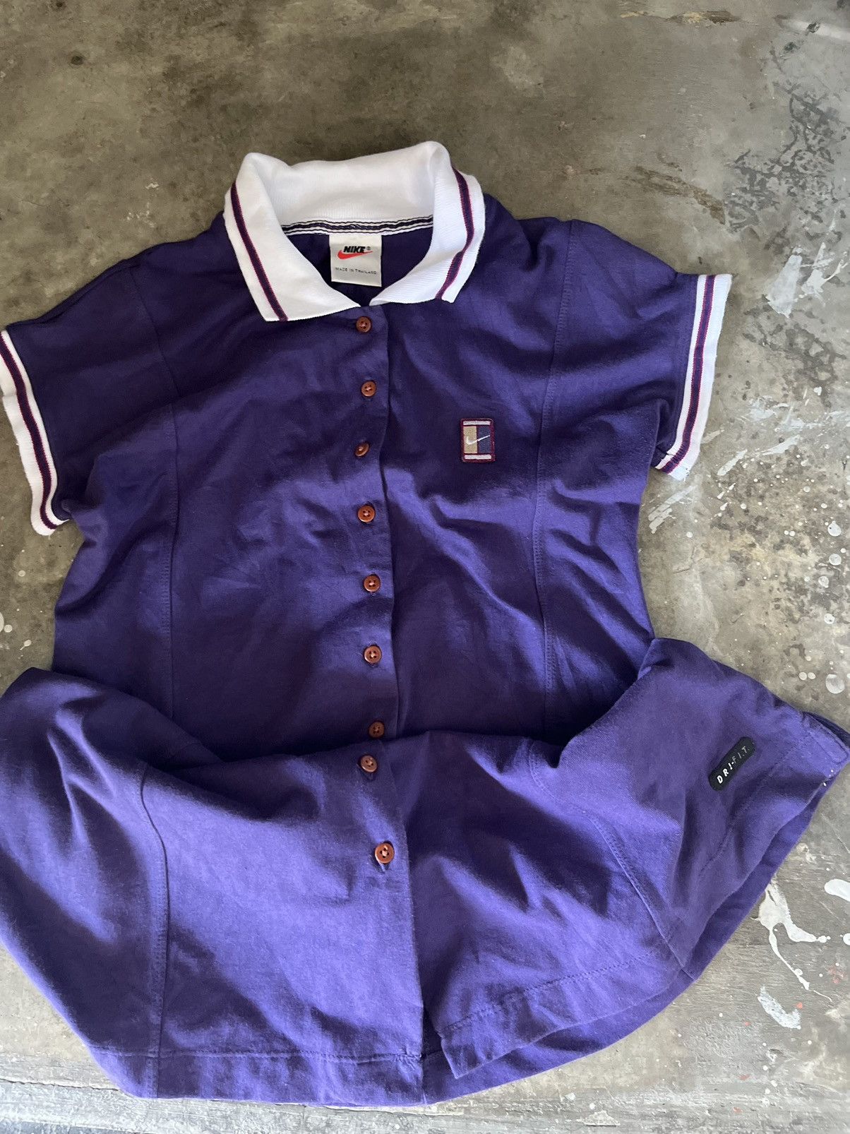 Nike × Other × Vintage Vintage Rare Nike Court Ladies Button Up Size XS / US 0-2 / IT 36-38 - 1 Thumbnail