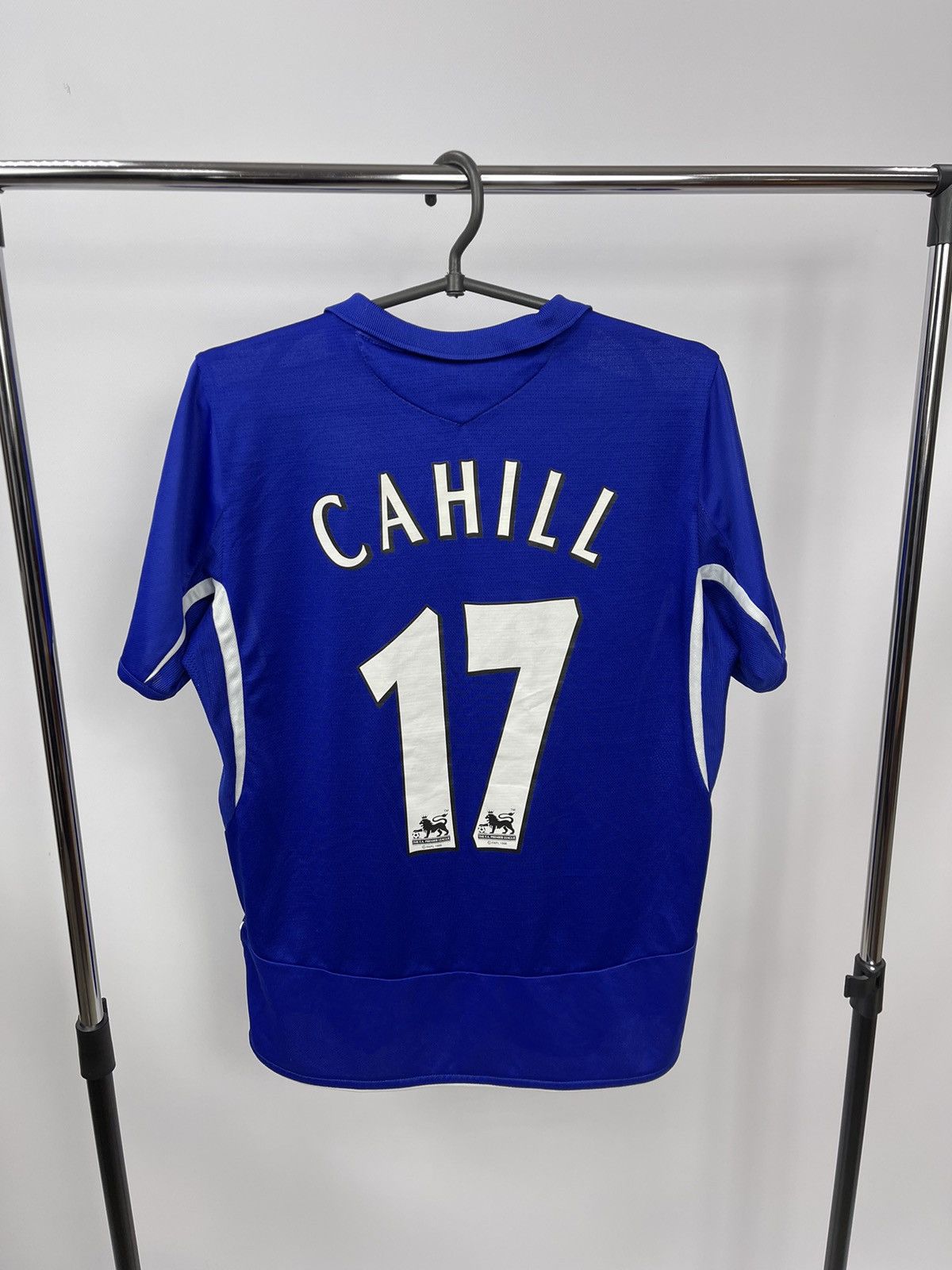 Everton #17 CAHILL 2005/2006 Home Football Shirt Umbro XS