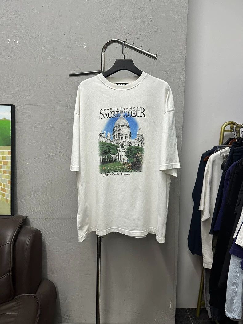 Balenciaga Balenciaga Double-sided Church Print T-shirt - dmc Size US XS / EU 42 / 0 - 1 Thumbnail