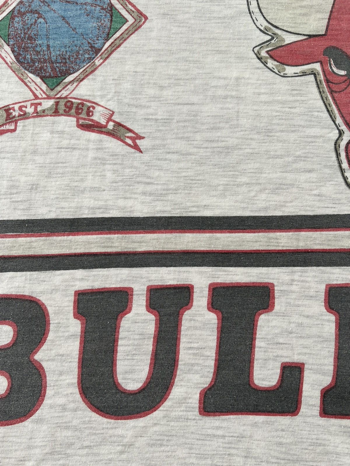 Vintage Vintage 90s Chicago Bulls NBA Long Gone Long Sleeve T-shirt Size US L / EU 52-54 / 3 - 5 Thumbnail