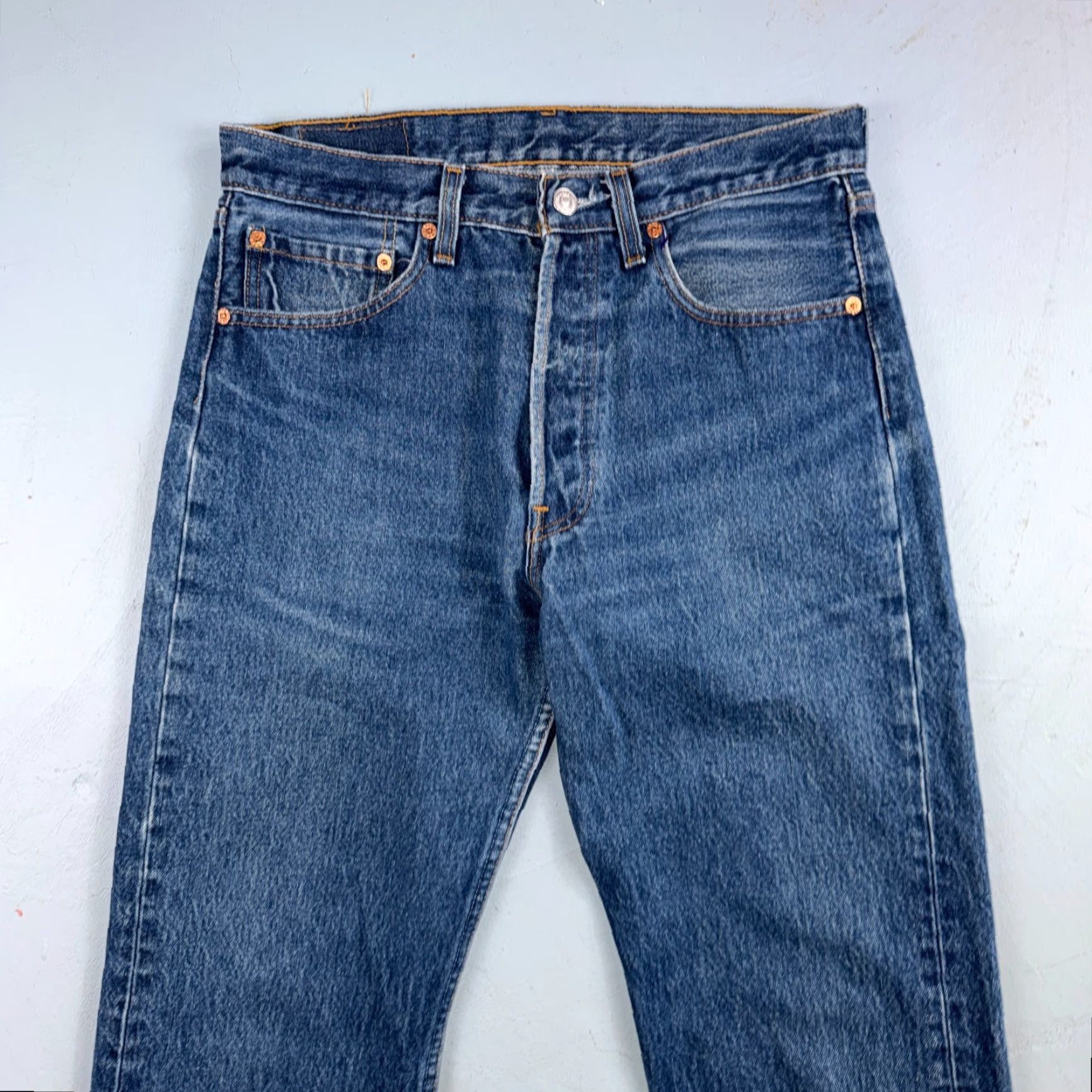 Levi's VINTAGE Levi's 501 Jeans Straight Blue 90s USA Men 32x36 Regular XX Button Closure 5-Pocket Denim Cotton Classic Inseam 36 Size US 32 / EU 48 - 2 Thumbnail