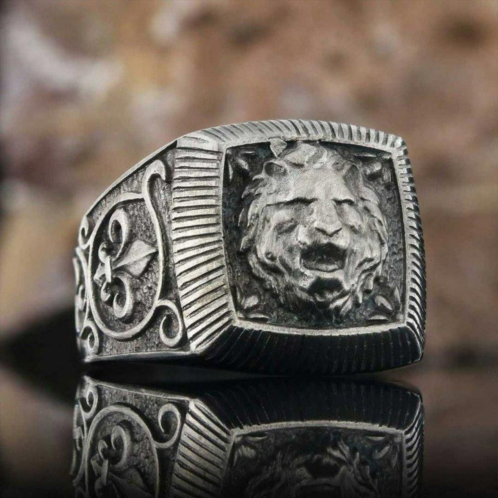 Designer Men's Viking Lion Head Totem Amulet Silver Ring - Size 8 Size ONE SIZE - 10 Thumbnail