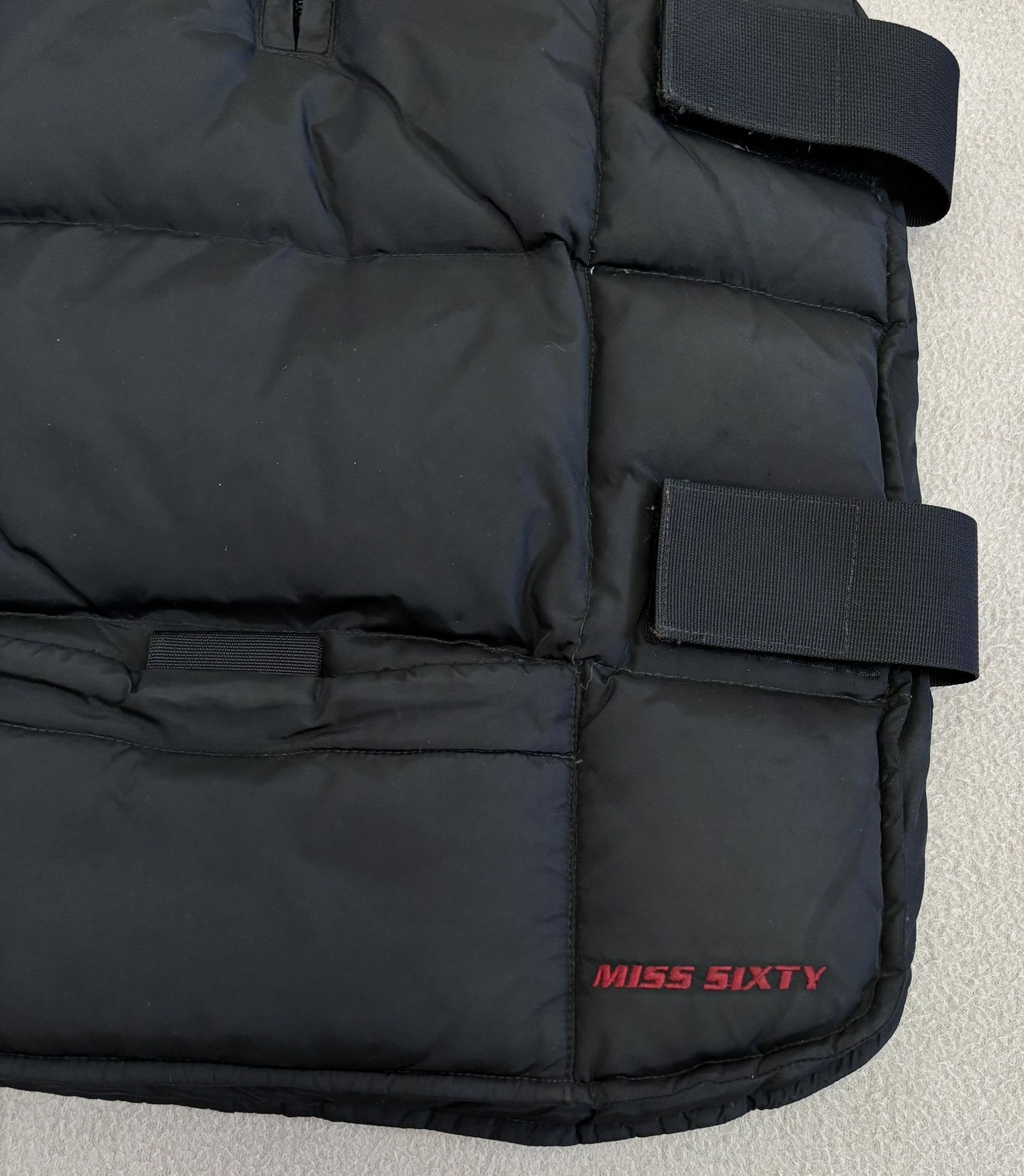 Miss Sixty Miss Sixty 2000s bulletproof vest size S Size S / US 4 / IT 40 - 8 Thumbnail