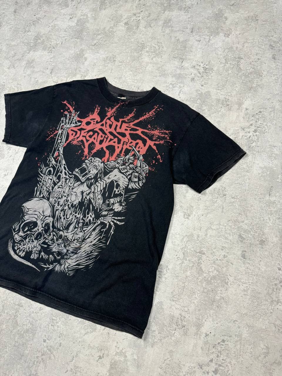 Band Tees Cattle Decapitation Alone At The Landfill T-shirt Vintage Size US M / EU 48-50 / 2 - 3 Thumbnail
