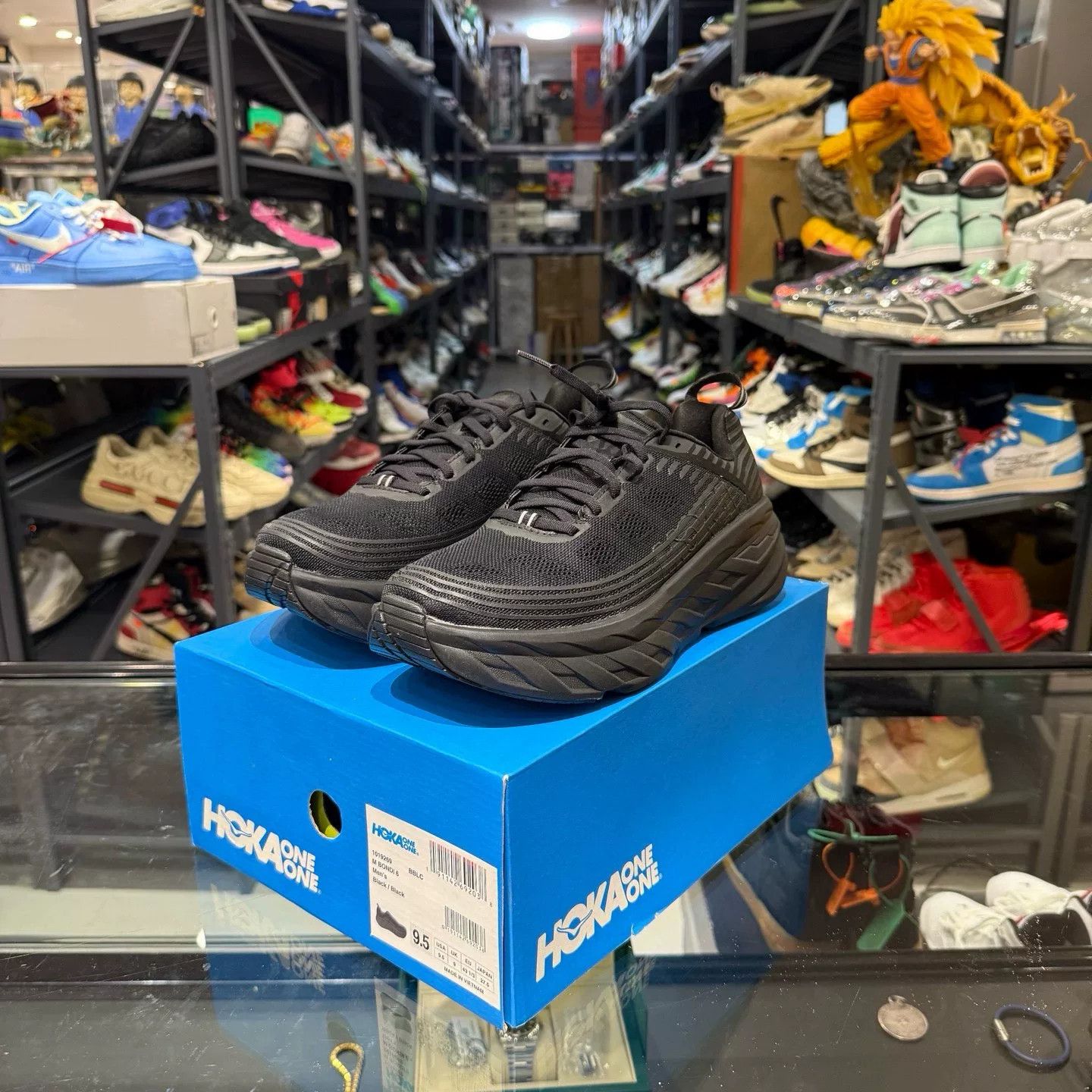 Hoka Hoka Black Lowtop Sneakers 10 Men Size US 10 / EU 43 - 1 Thumbnail