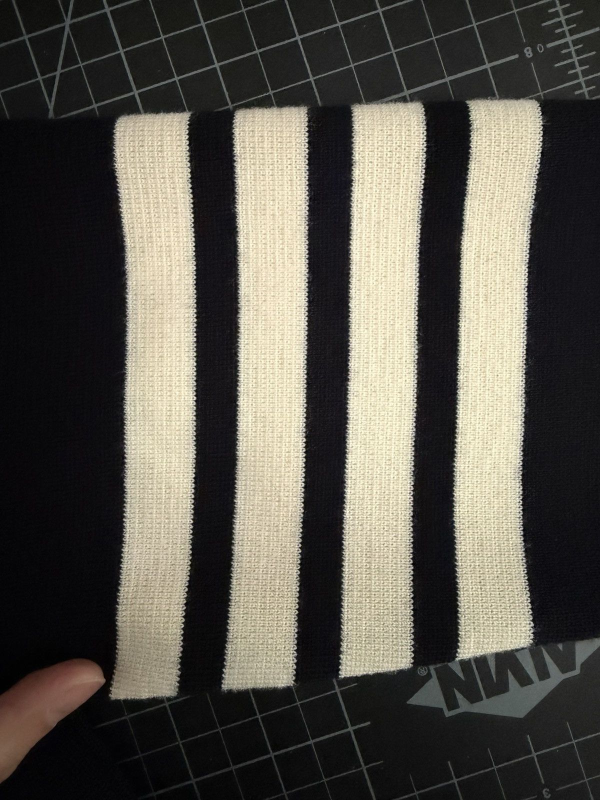 Thom Browne Thom Browne navy sweater Size US S / EU 44-46 / 1 - 4 Thumbnail