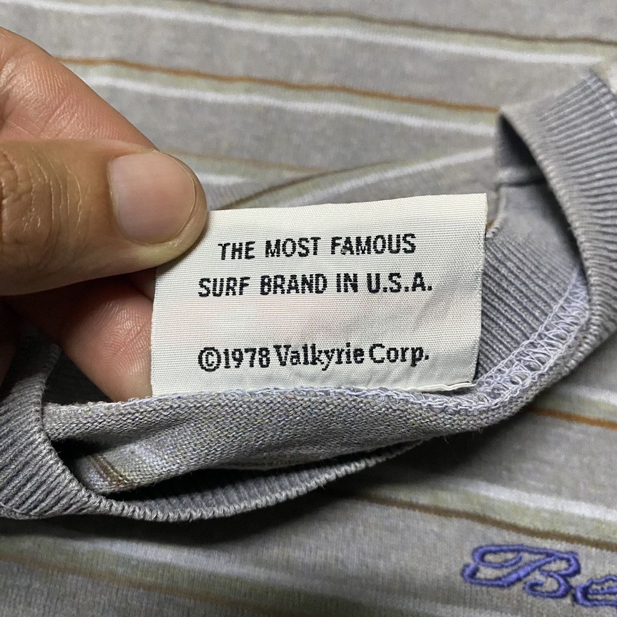 Vintage Vintage 90’s Bear Surfing Spellout Stripes T Shirt Size US L / EU 52-54 / 3 - 5 Thumbnail