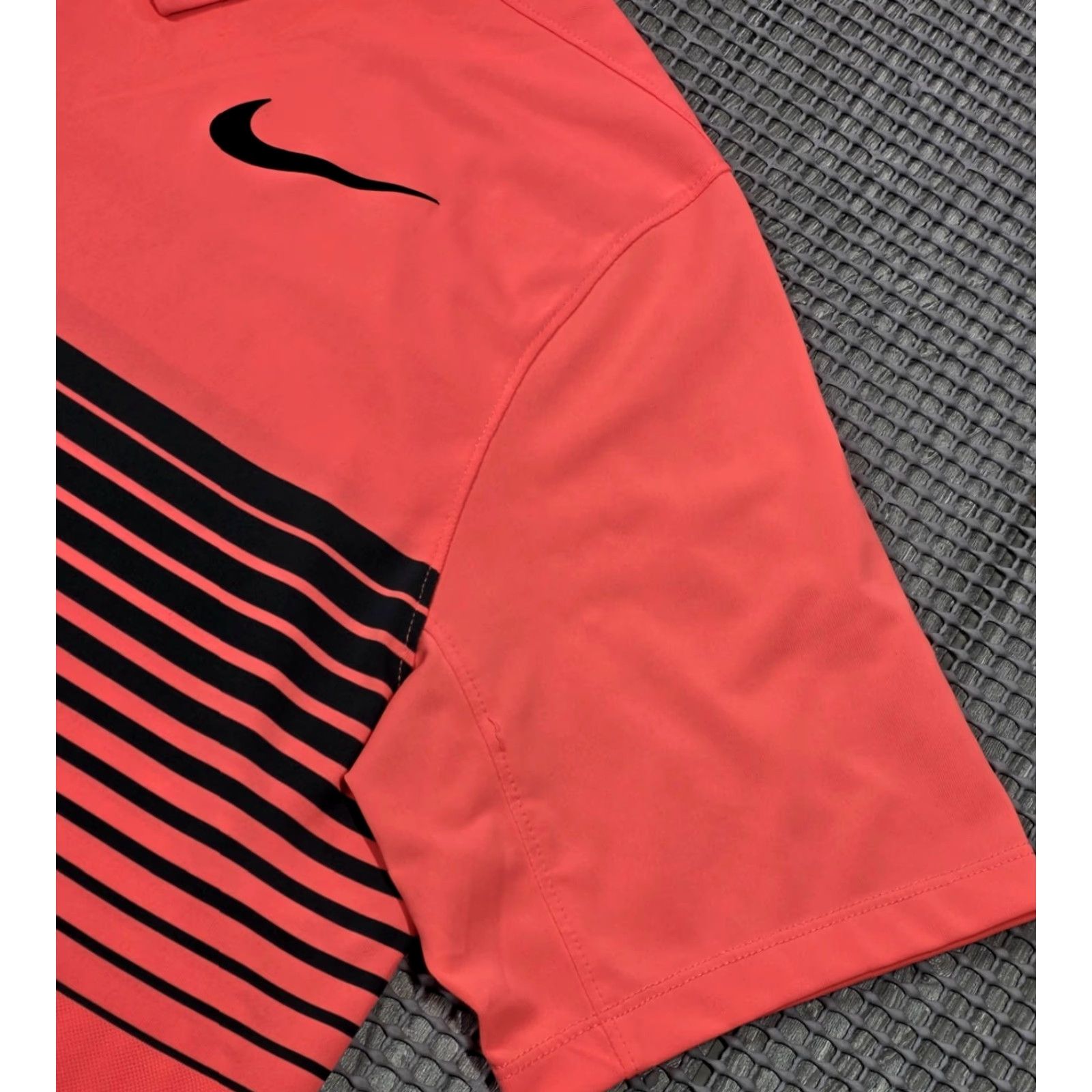 Nike Nike Dri-Fit Mobility Speed Stripe Golf Polo Shirt Mens L Orange Size US L / EU 52-54 / 3 - 7 Thumbnail