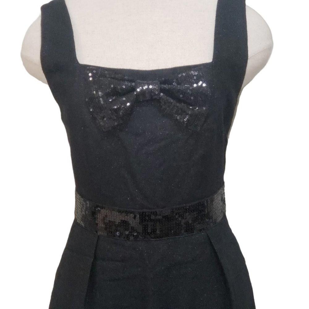 Forever 21 CT526a Forever 21 Little Black Dress With Sequin Bow S/P Size S / US 4 / IT 40 - 2 Thumbnail