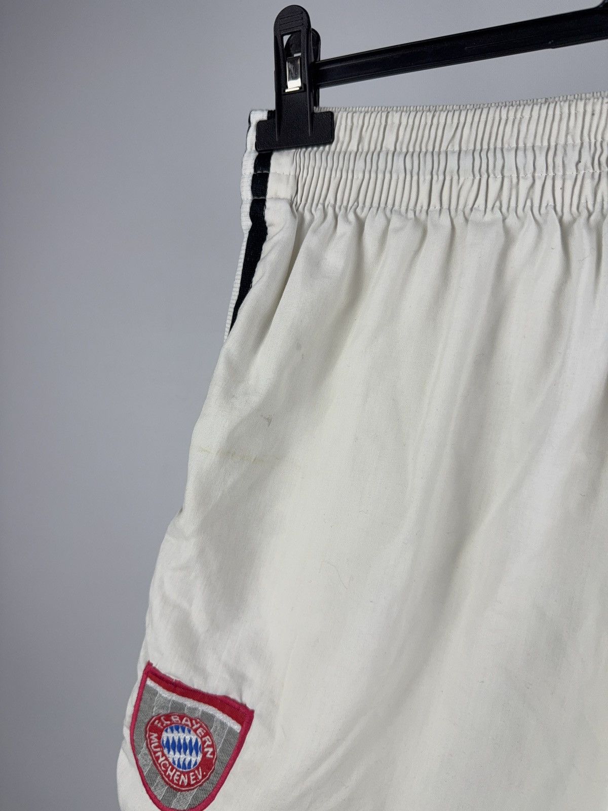 Adidas Vintage 90s Adidas Bayern Munich Shorts Made in England Size US 35 - 6 Thumbnail