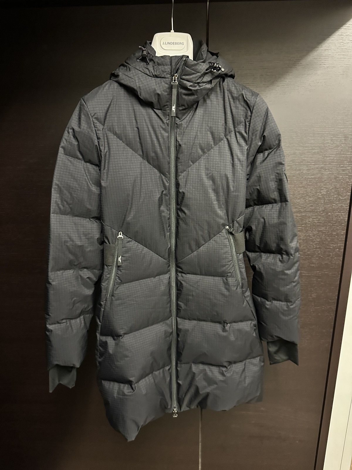 image of J Lindeberg J.lindeberg - Black Winter Puffy Jacket - Lightspeed Coat, Women's (Size Small)