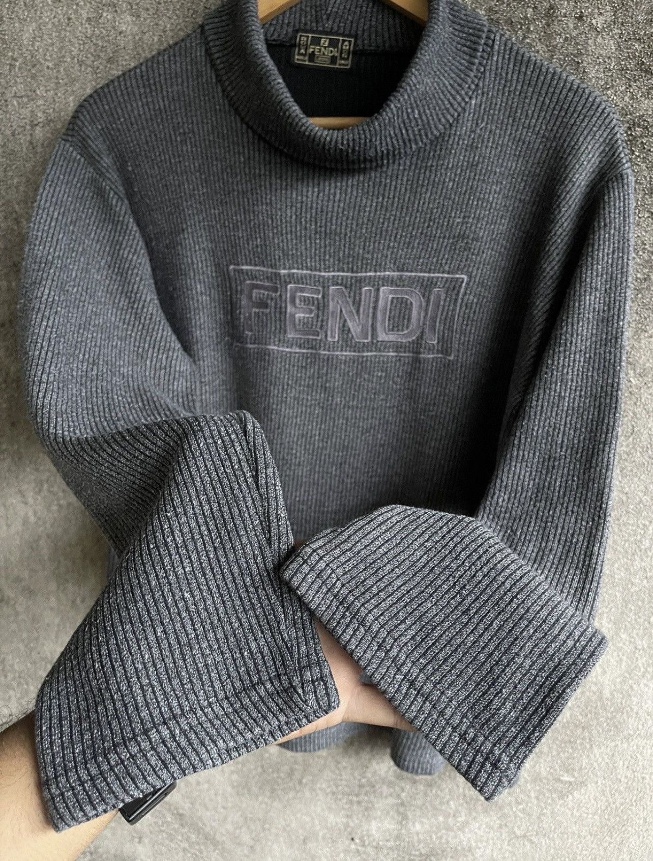 Fendi × Vintage Last Drop🔥Rare🔥FENDI Big Logo Embroidery Long Sleeve Size US L / EU 52-54 / 3 - 6 Thumbnail