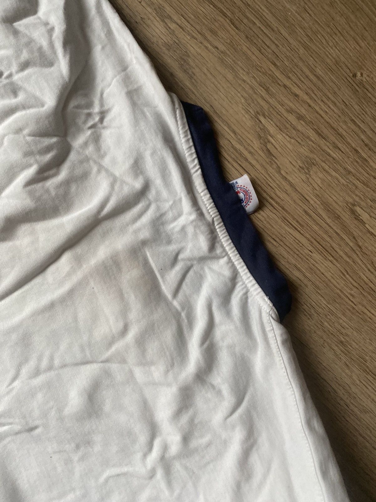MLB × New York Yankees × Vintage Vintage 90s Yankees New York Big Logo MLB Y2K majestic Shirt Size US L / EU 52-54 / 3 - 8 Thumbnail