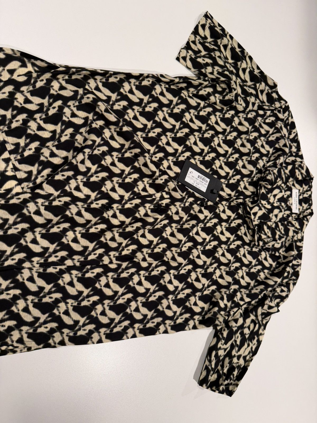 Saint Laurent Paris Saint Laurent men abstract print silk shirt. 37/M. $890 Size US S / EU 44-46 / 1 - 9 Thumbnail