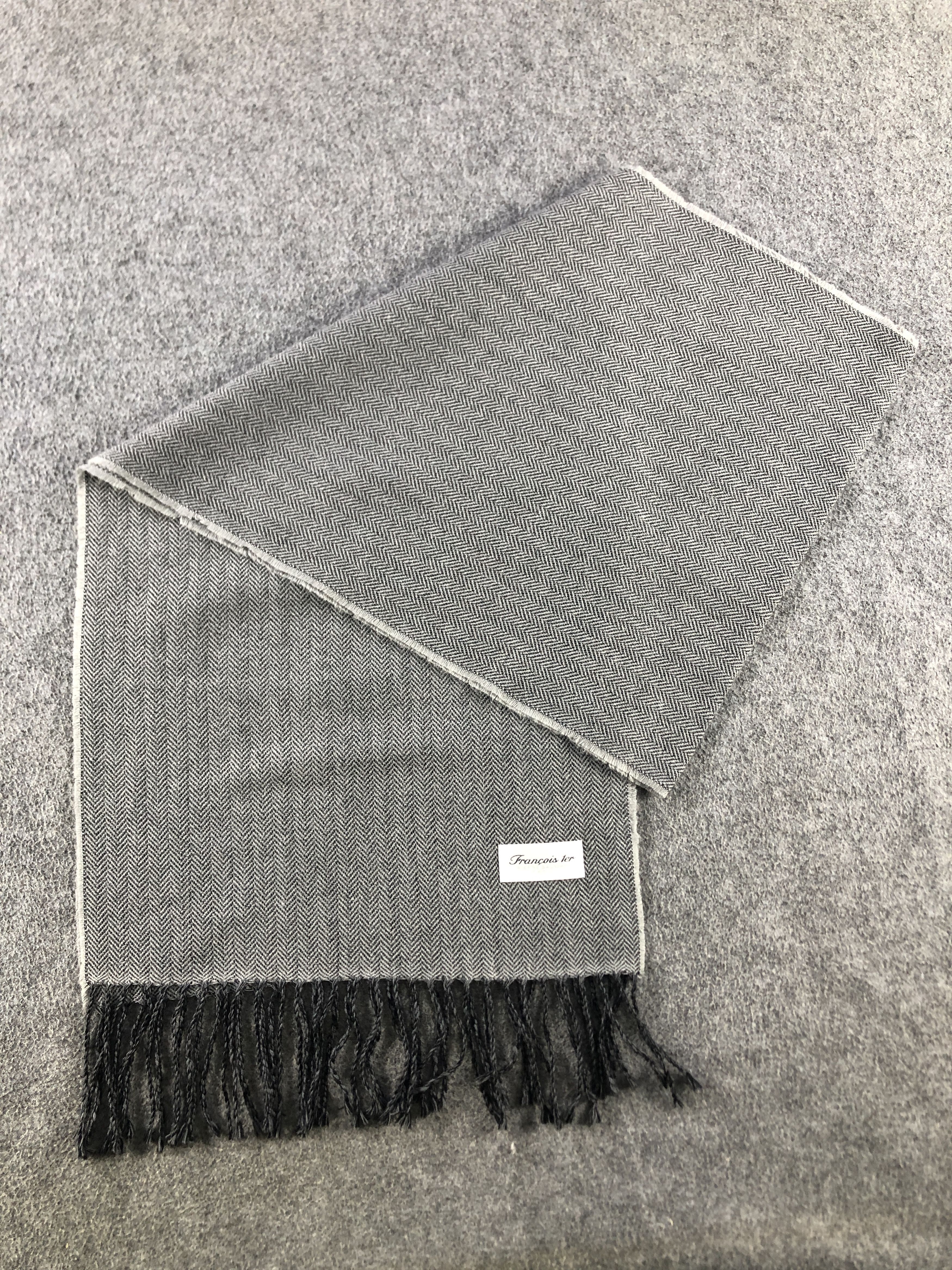 Pierre Balmain Pierre Balmain Scarf / Muffler / Neckwear P751 Size ONE SIZE - 6 Thumbnail