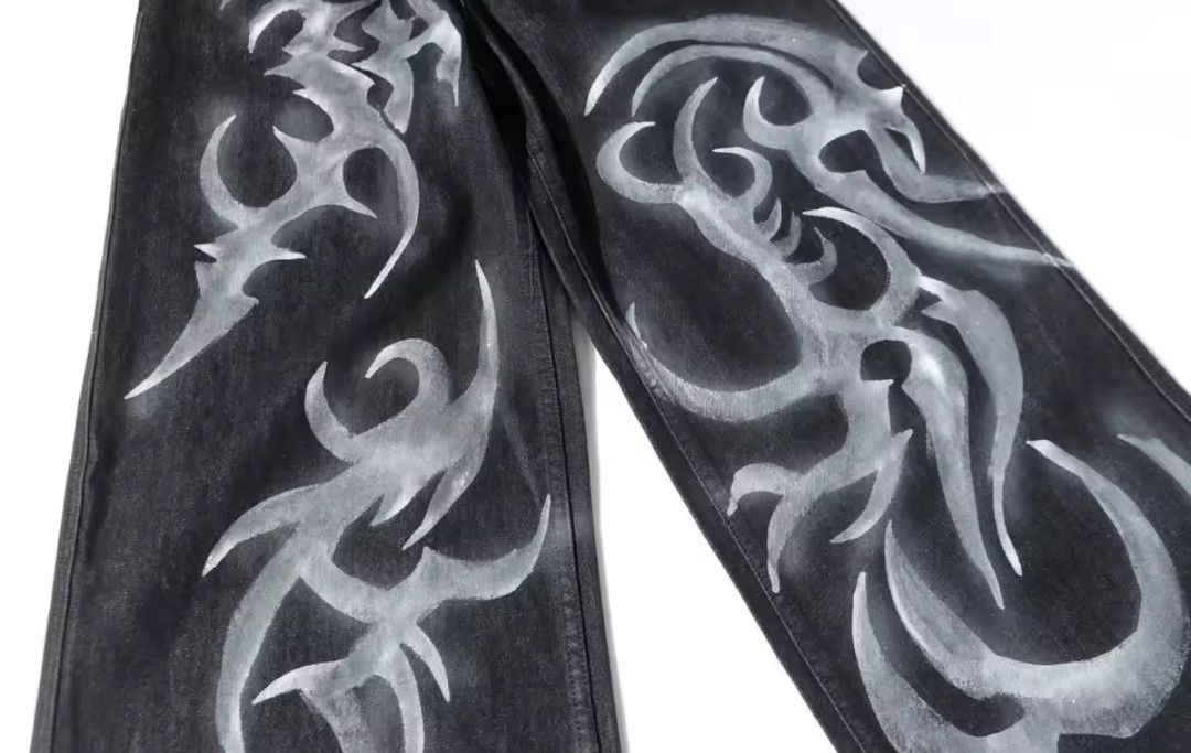 Designer × Jean Blade grafitti chalk on black jeans Design Size US 33 - 4 Thumbnail