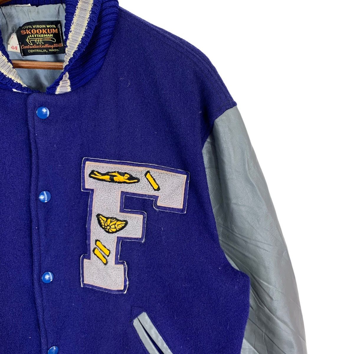Delong VINTAGE SKOOKUM LETTERMAN JACKET LEATHER MENS 44 Size US L / EU 52-54 / 3 - 5 Thumbnail