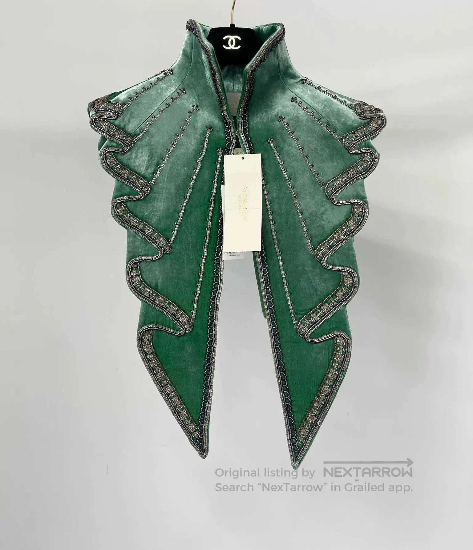 MAKR M Essential Dark Green Velvet Vest. Size XS / US 0-2 / IT 36-38 - 1 Thumbnail