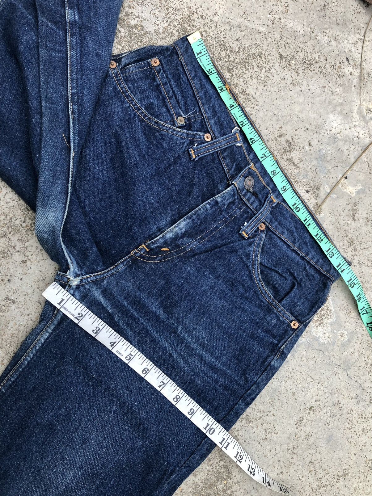 Levi's VINTAGE LEVIS TALON 42 ZIPPER JEANS Size US 29 - 11 Thumbnail