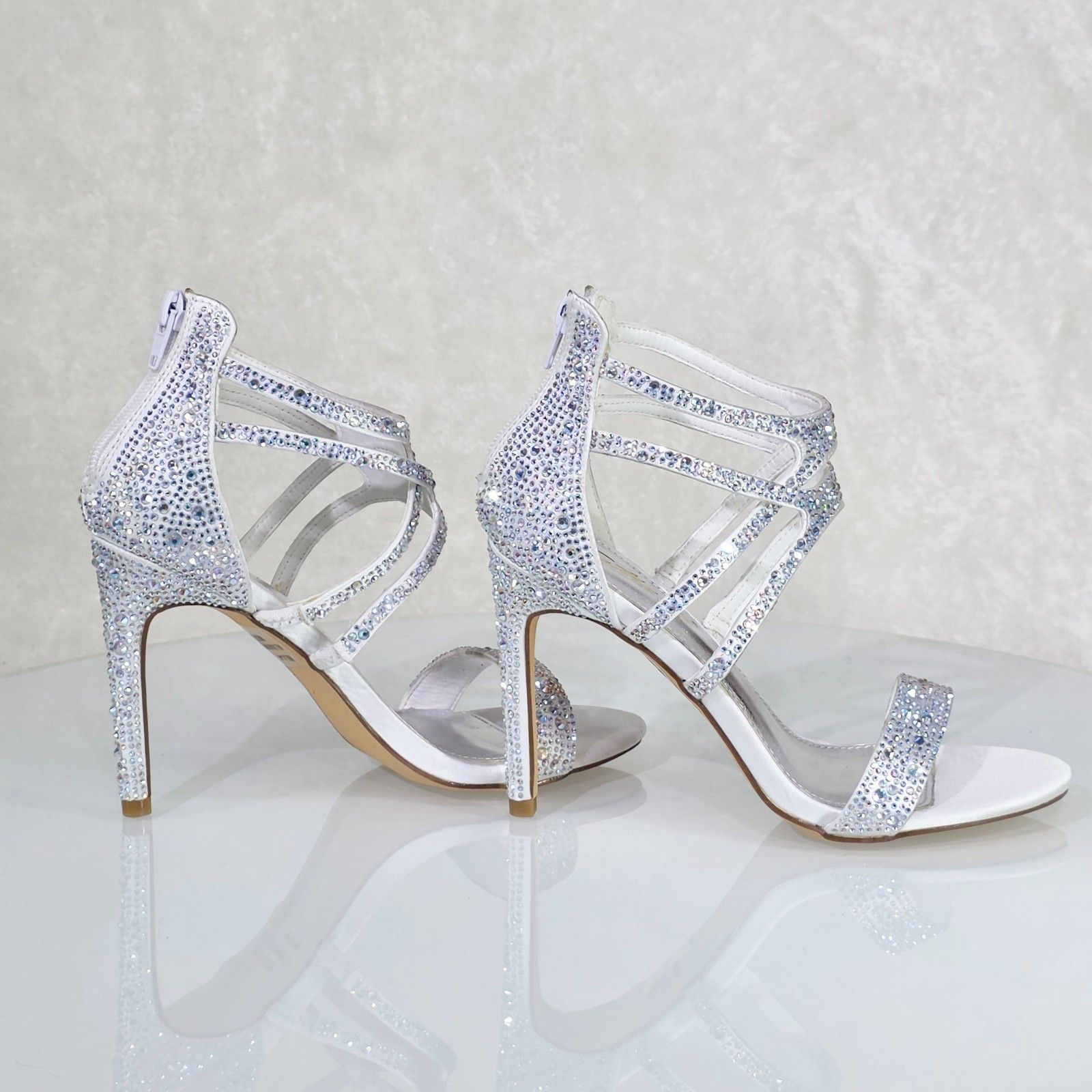 Other Nilla White Rhinestone Caged High Heel Closed Back Shoes Wed Size US 6.5 / IT 36.5 - 3 Thumbnail