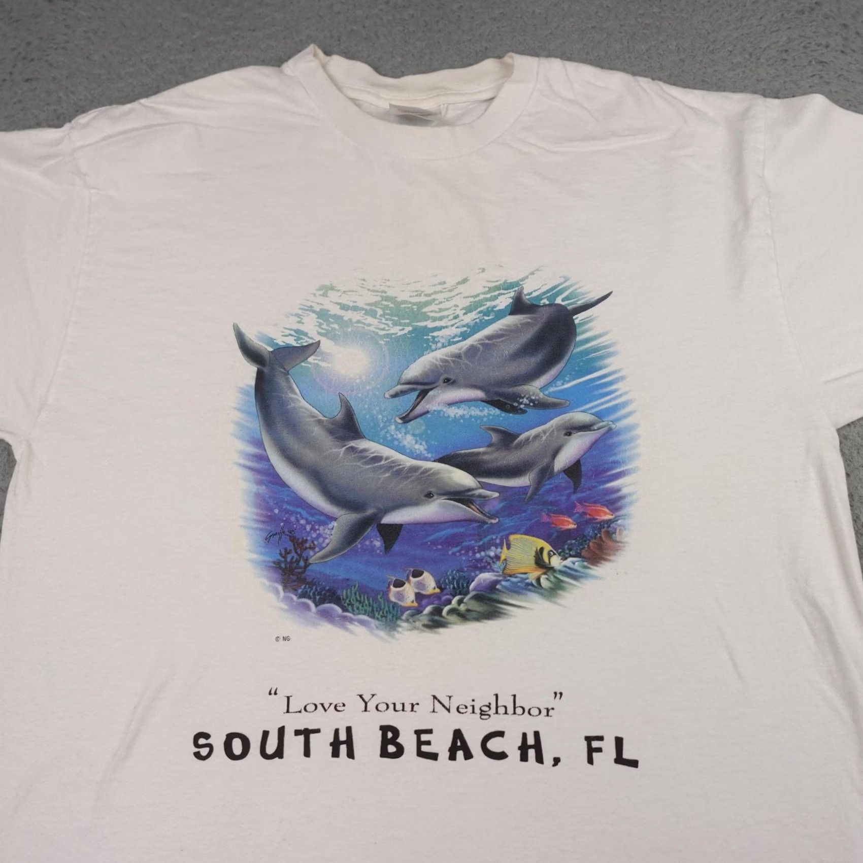 Hanes VINTAGE Hanes South Beach FL Shirt Mens Large White Dolphins Tee Ocean Graphic 90s Size US L / EU 52-54 / 3 - 4 Thumbnail