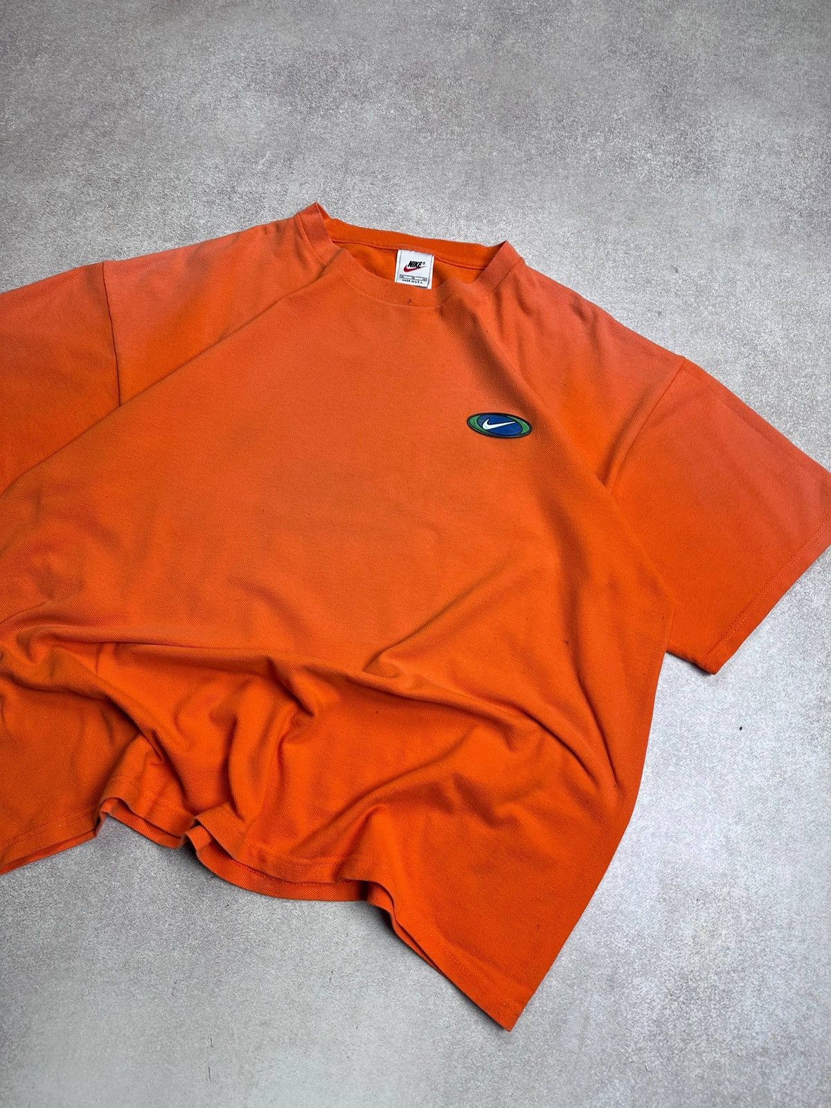 Nike Vintage Nike Swoosh Made In USA Boxy T-shirt XL Size US XL / EU 56 / 4 - 2 Thumbnail