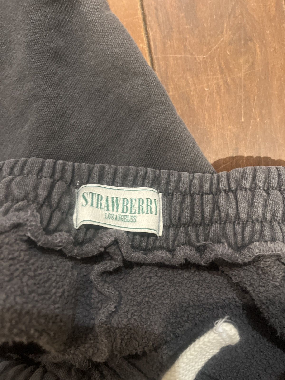 Kai × Strawberry Strawberry kai bent lee sweatpants washed black Size US 32 / EU 48 - 3 Thumbnail
