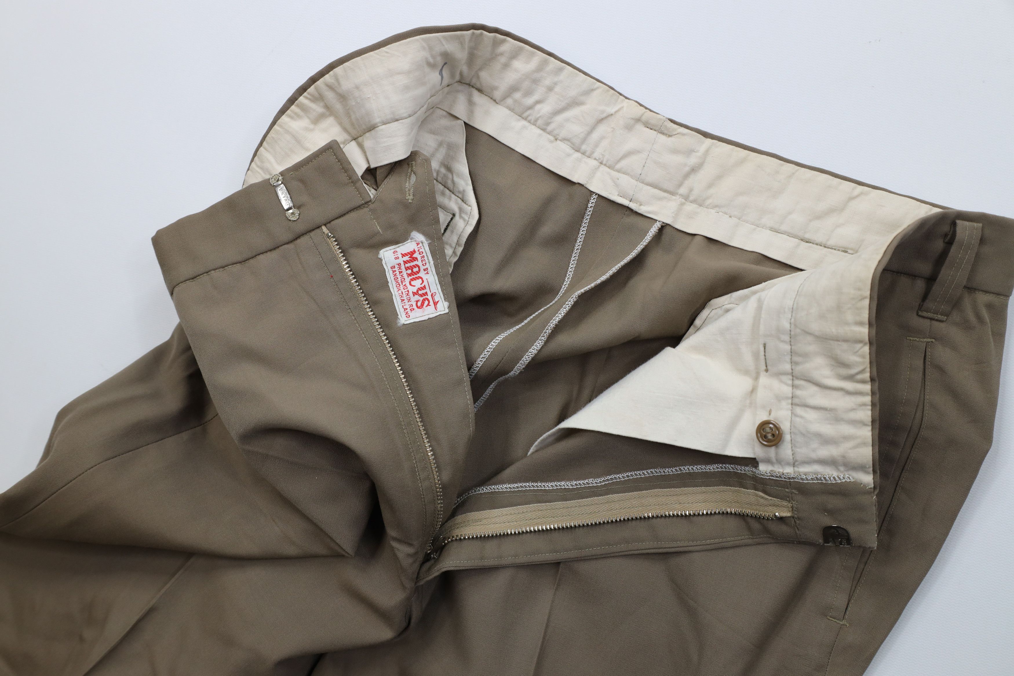 Vintage Vintage 50s 60s Streetwear Chino Pants Trousers Beige Size US 34 / EU 50 - 9 Thumbnail