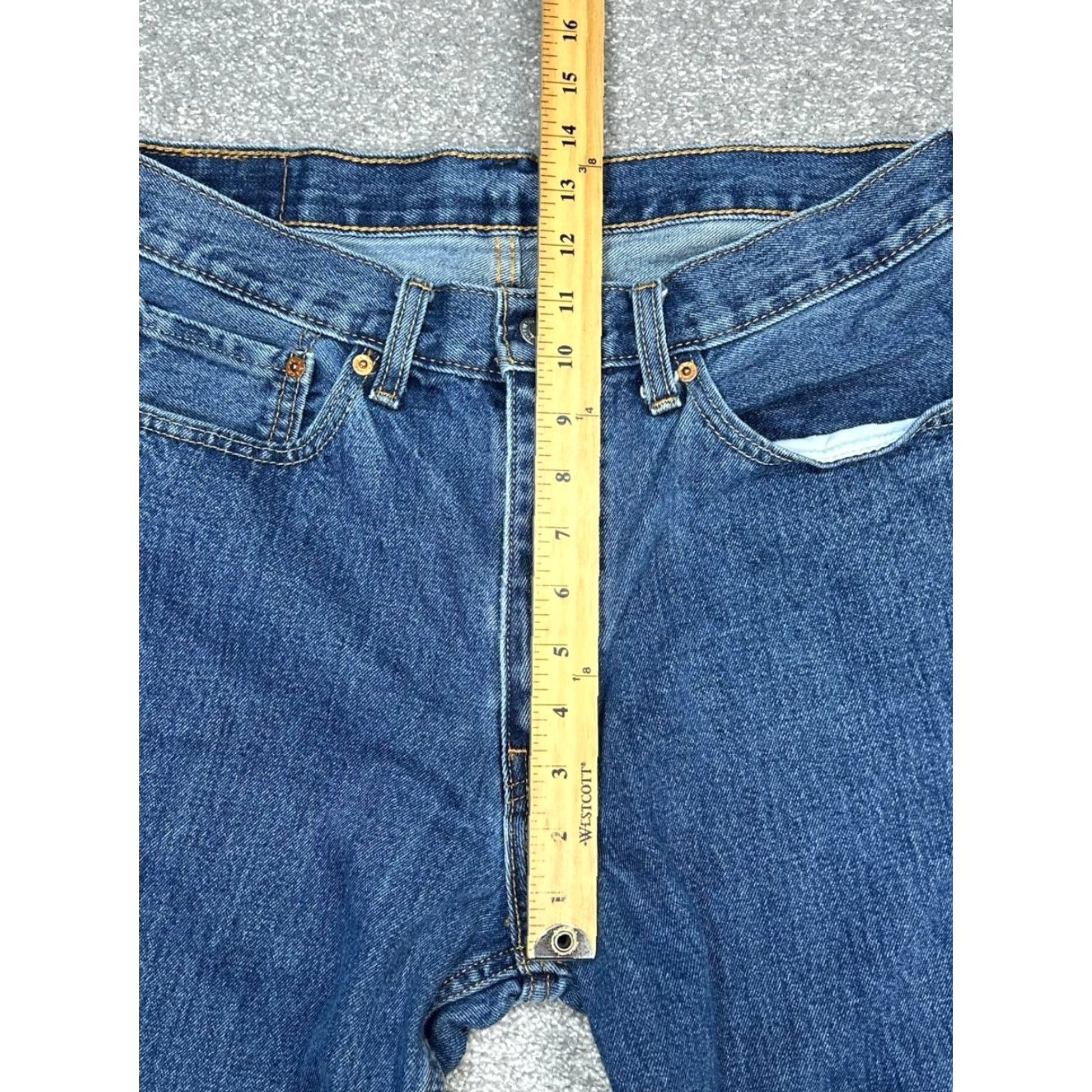 Levi's Levi's 550 Jeans Mens 34 Blue Denim Cotton Mid Rise Relaxed Straight Leg 32x31 Jeans Size US 34 / EU 50 - 5 Thumbnail
