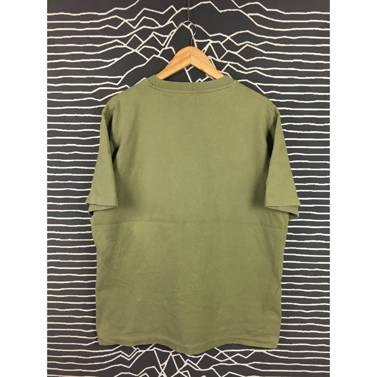 JW Anderson × Uniqlo J.W.Anderson X Uniqlo Plain Pocket Tee Size L Size US L / EU 52-54 / 3 - 7 Thumbnail