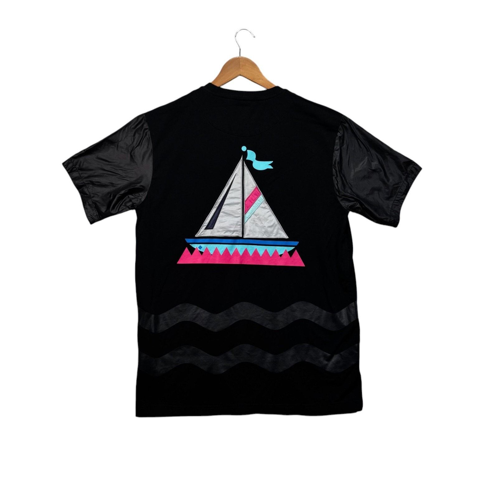 Pink Dolphin Pink + Dolphin Cotton Black T Shirt Sailboat Designer Tee L Size US L / EU 52-54 / 3 - 1 Thumbnail