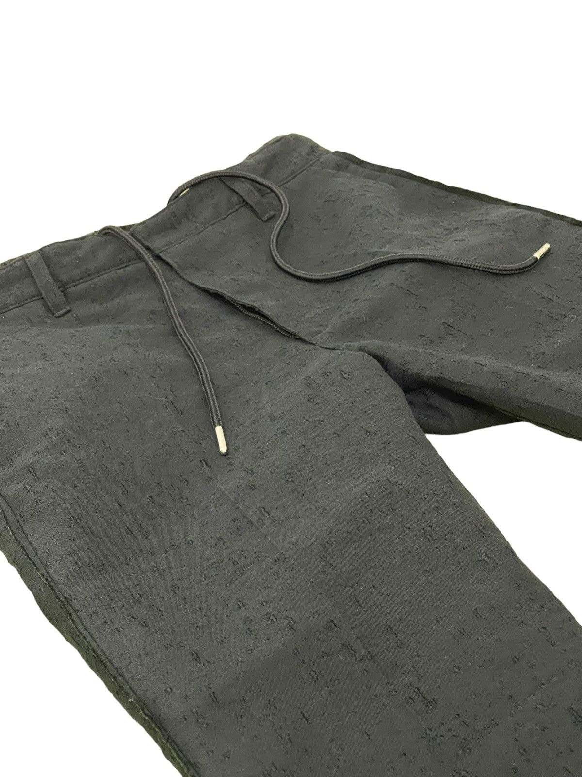 Le Grande Bleu (L.G.B.) Slim Tapered Diesel Full Distress Pattern Double Waist 8🟦8 Size US 31 - 1 Thumbnail