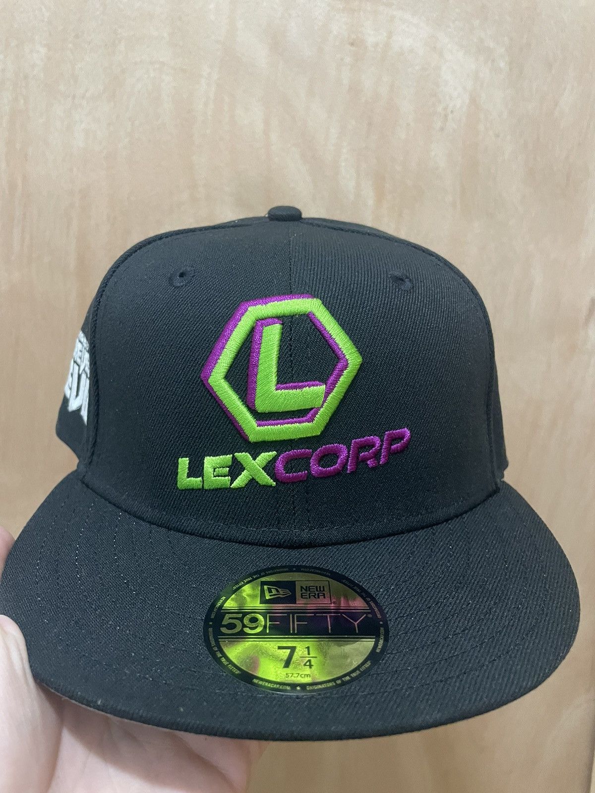 DC Comics × MyFitteds × New Era SUPERMAN™ LEX CORP® LEX LUTHOR™ DC COMICS™ FORVER 7 1/4 Size ONE SIZE - 1 Thumbnail