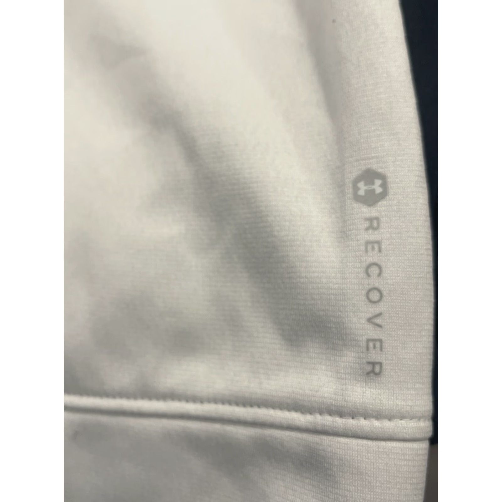 Under Armour Under Armour Rush Tricot Jacket, White & Gray, Size L, Unisex Adults, Regular, Full Zip, Lightweight, Softshell Jacket, EUC Size US L / EU 52-54 / 3 - 7 Thumbnail