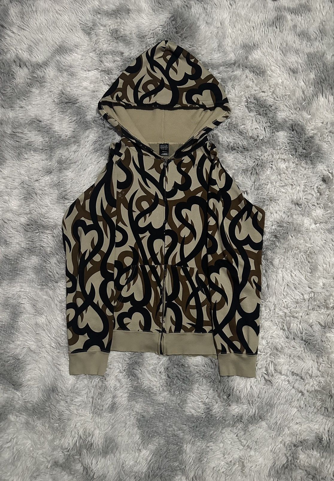 Number (N)ine Number nine aw04 tribal hearts hoodie | Grailed