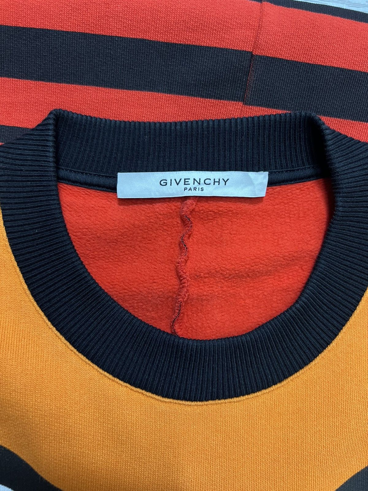 Givenchy Givenchy - F/W ‘17 - Totem Print Cotton Sweatshirt Size US XS / EU 42 / 0 - 16 Thumbnail