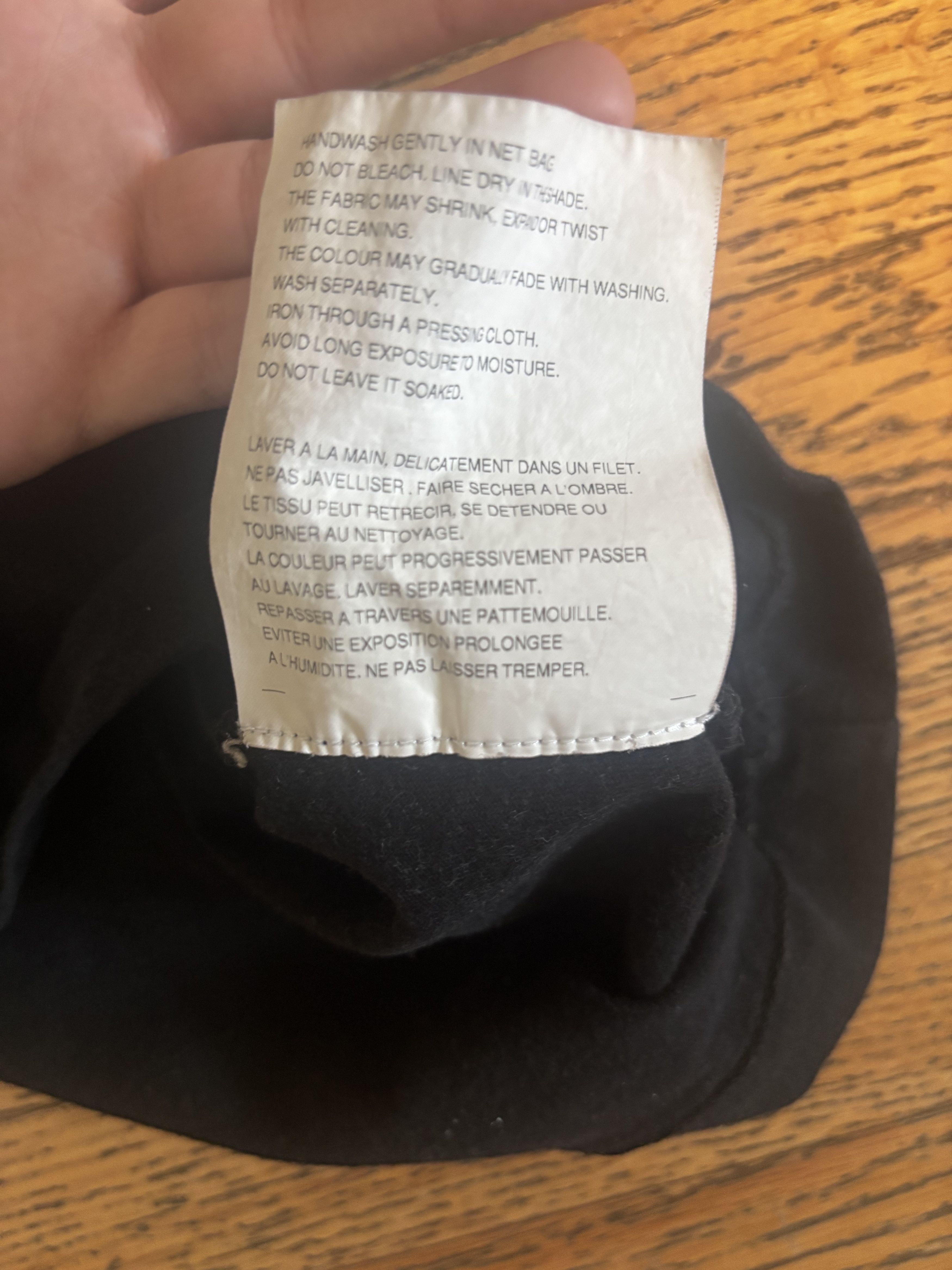 Comme des Garcons Black PLAY Comme Des Garçons Tee Size US S / EU 44-46 / 1 - 6 Thumbnail