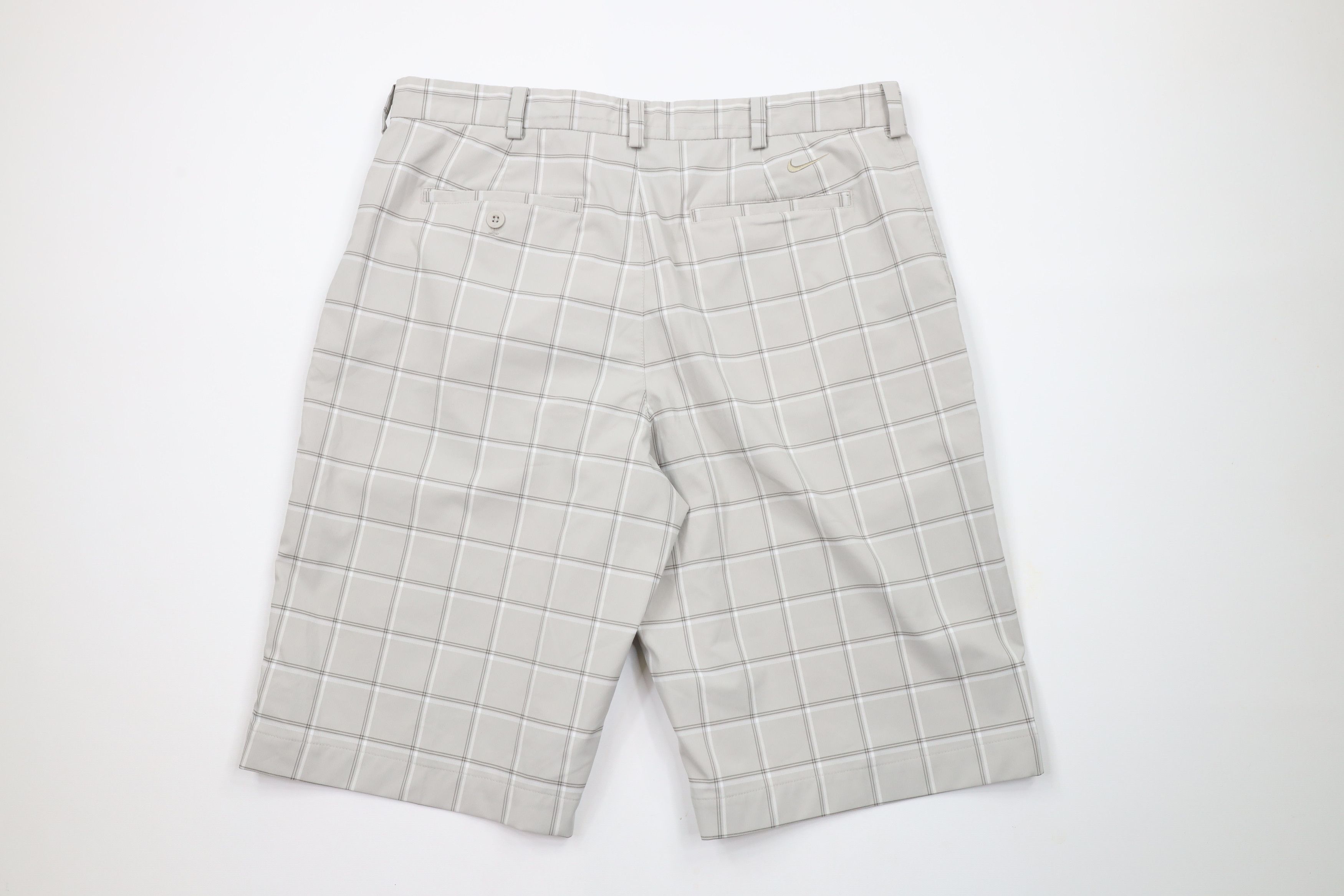 Nike × Vintage Nike Golf Front Golfing Chino Shorts Gray Plaid Polyester Size US 34 / EU 50 - 8 Thumbnail