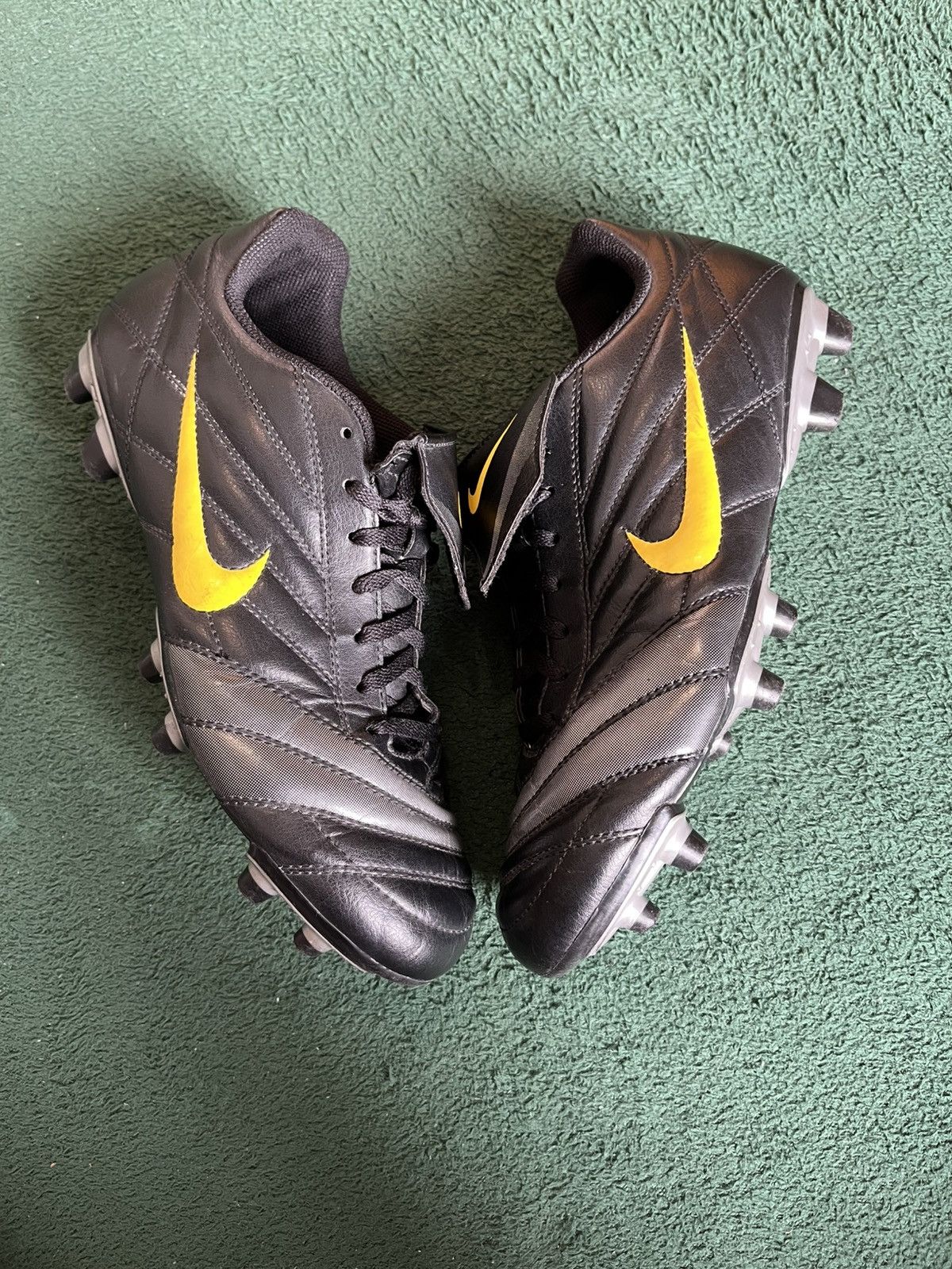 Nike Vintage Nike Premier FG Soccer Cleats boots 2008 rare 9 US Size US 9 / EU 42 - 4 Thumbnail