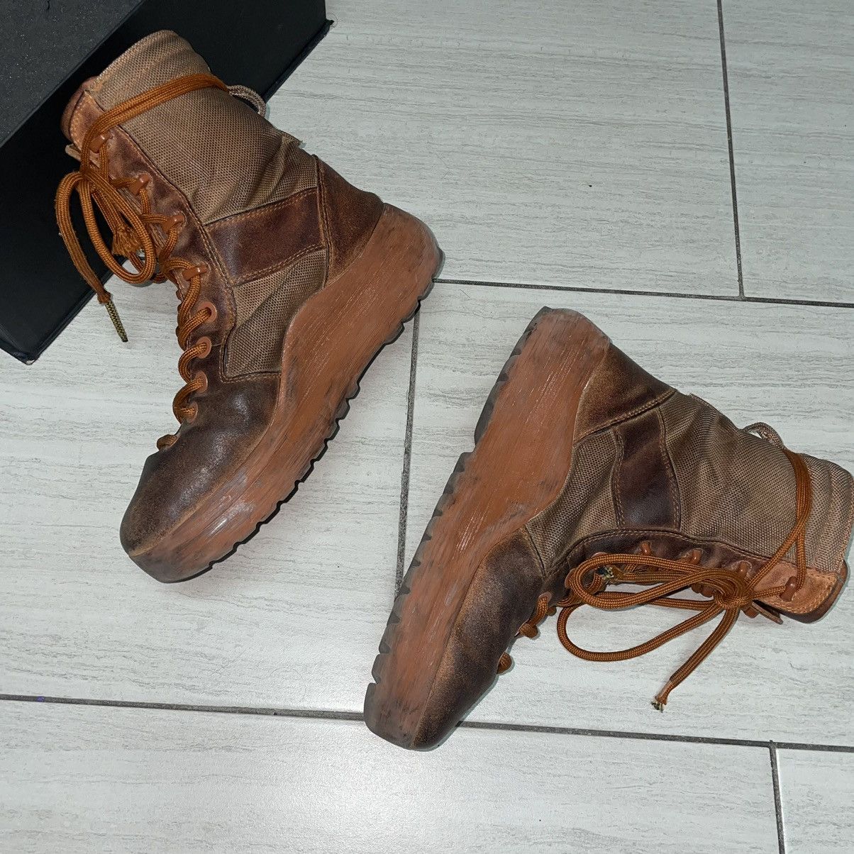 Yeezy Yeezy Season 3 Boots Waxed size 40 Size US 7 / EU 40 - 11 Thumbnail