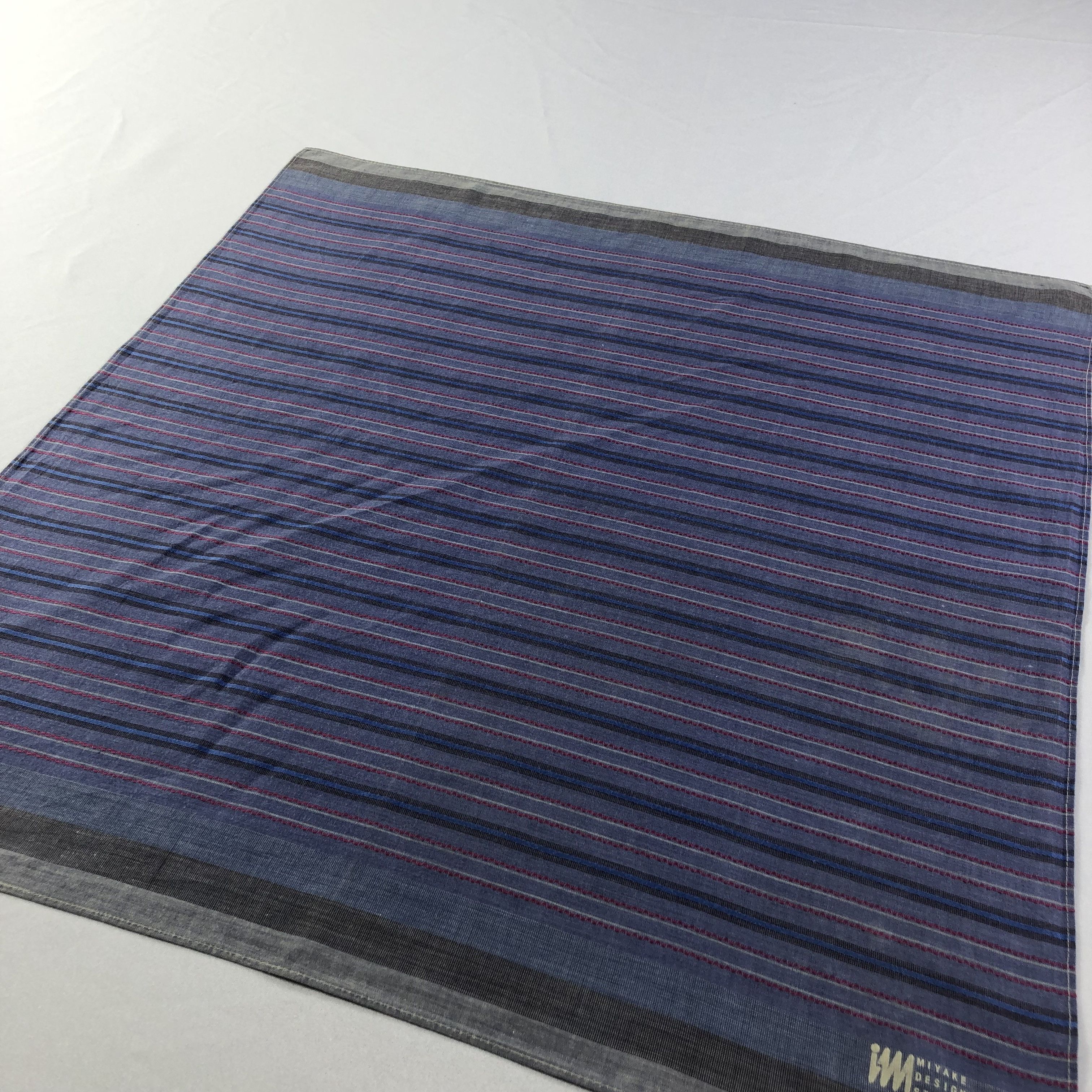 Issey Miyake Issey Miyake Handkerchief Neckerchief Bandana H2072 Size ONE SIZE - 3 Thumbnail