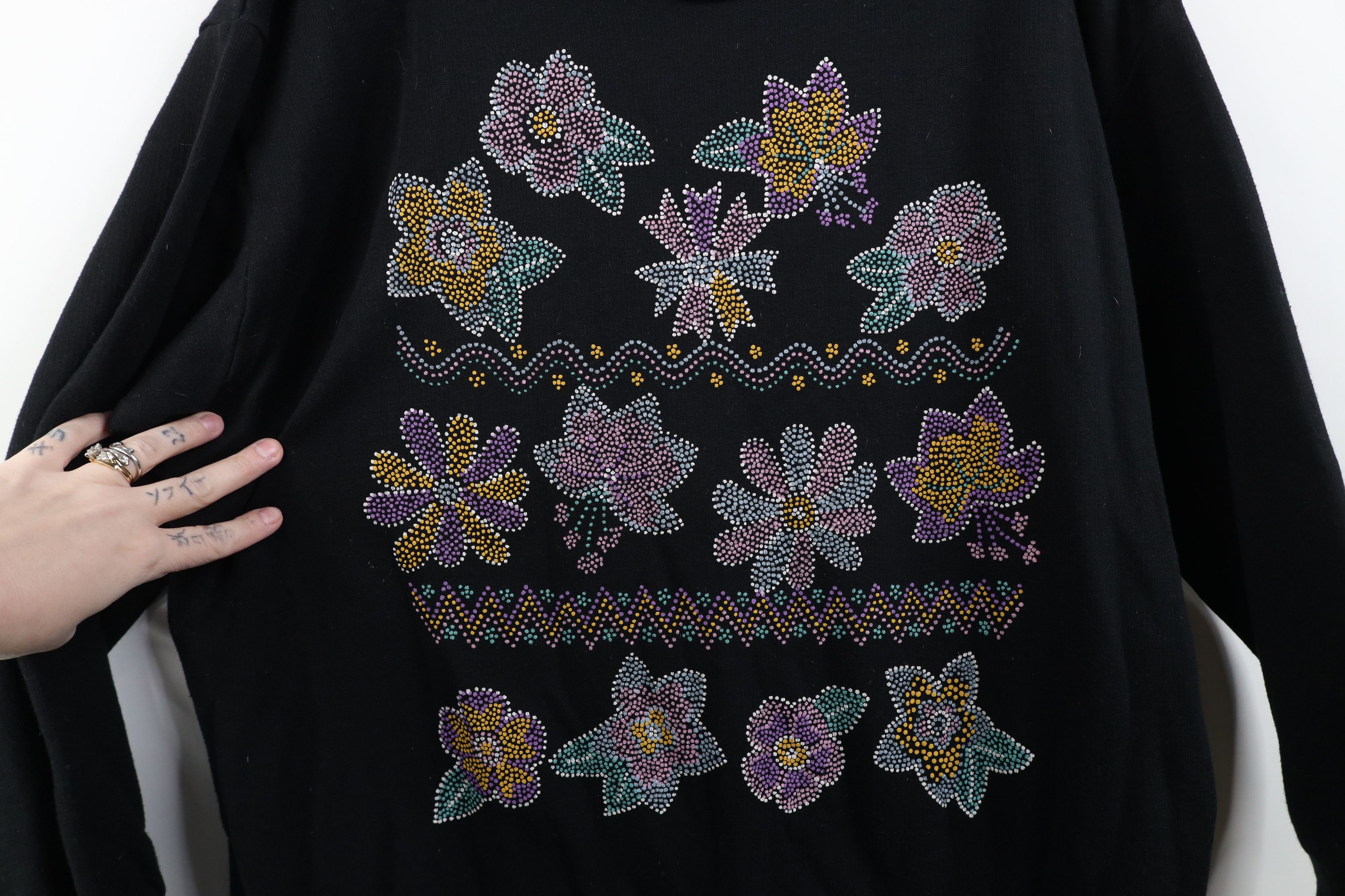 Vintage Vintage 90s Streetwear Babydoll Flower Sweatshirt USA Size US L / EU 52-54 / 3 - 4 Thumbnail
