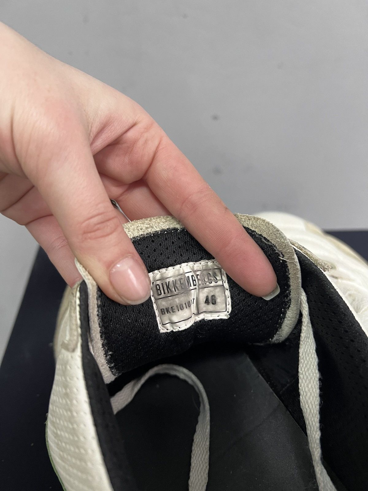 Dirk Bikkembergs Bikkembergs White Leather Sneakers Vintage Sport Style 46 Size US 13 / EU 46 - 13 Thumbnail