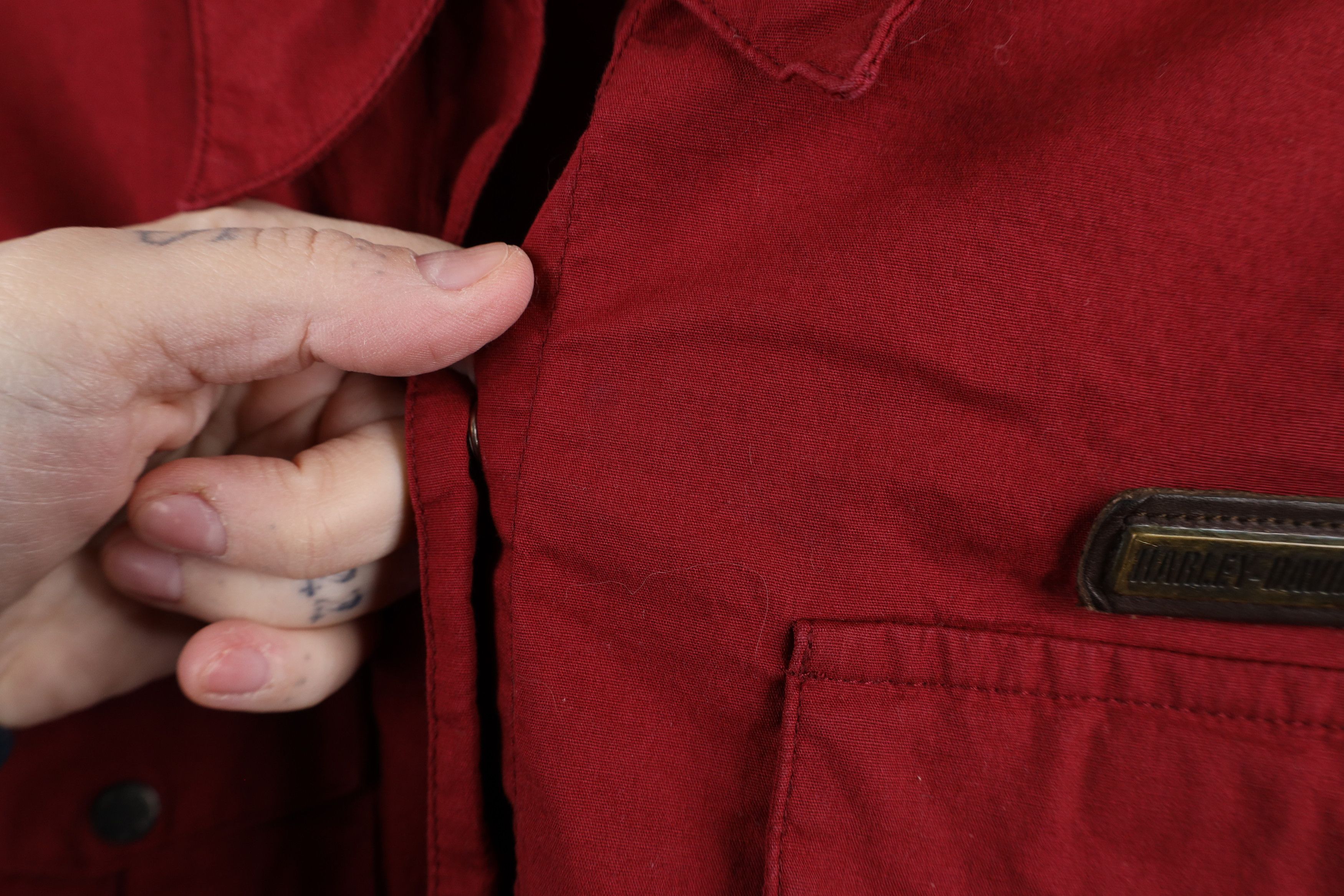 Harley Davidson × Vintage Vintage Harley Davidson Spell Out Collared Button Shirt Red Size S / US 4 / IT 40 - 5 Thumbnail