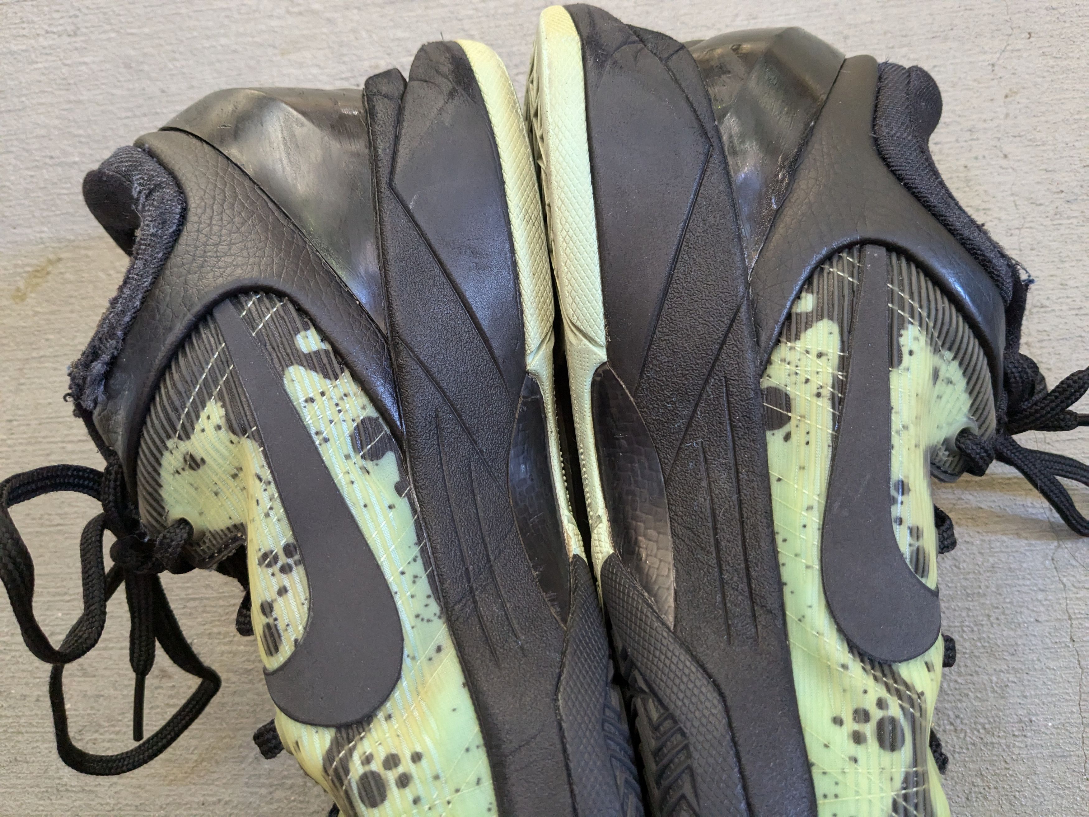 Nike NIKE KOBE VII 7 Men 10.5 Poison Dart Frog 488371-300 Size US 10.5 / EU 43-44 - 15 Thumbnail
