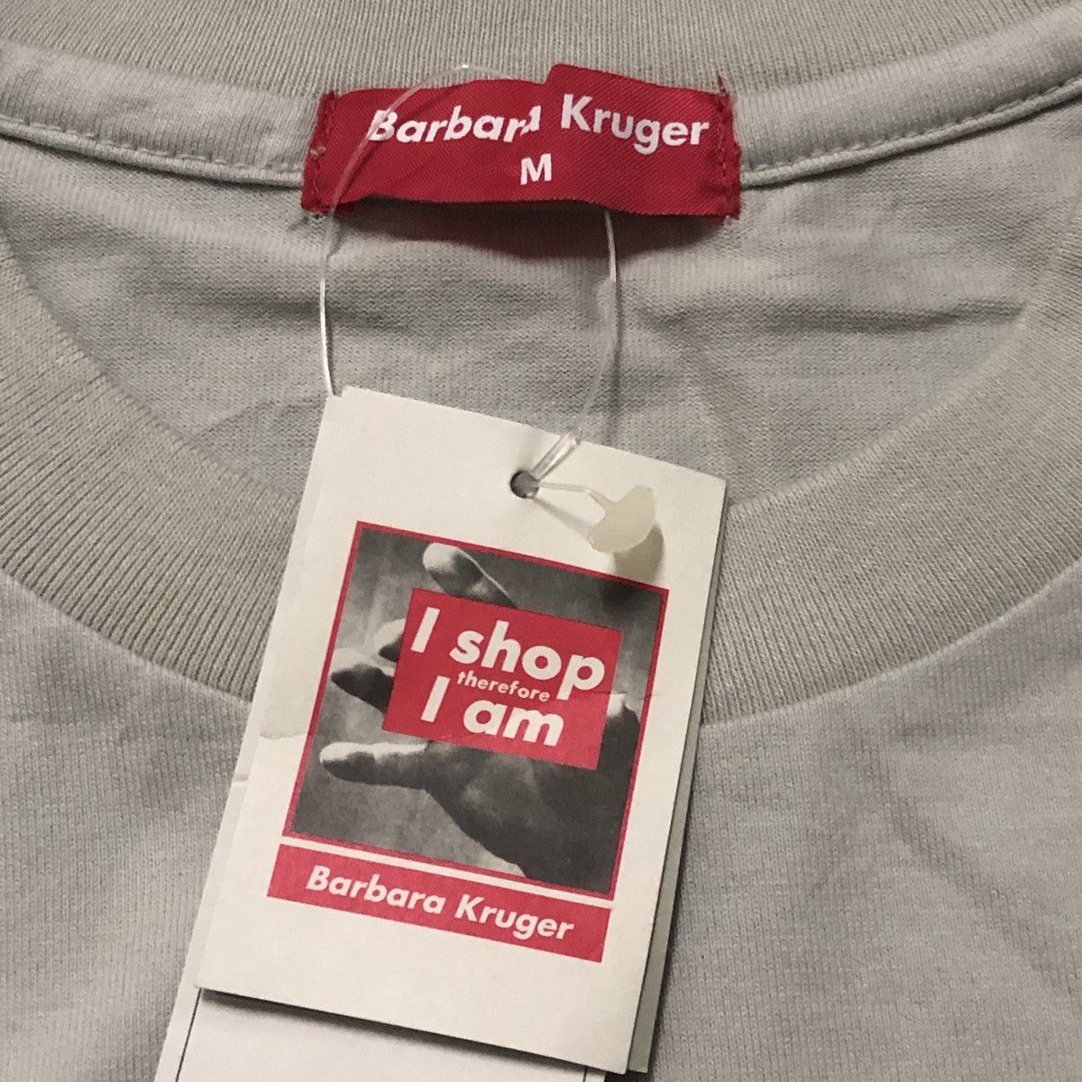 Barbara Kruger NOS Vintage Barbara Kruger How Dare You Not be Me T-shirts Size US L / EU 52-54 / 3 - 3 Thumbnail