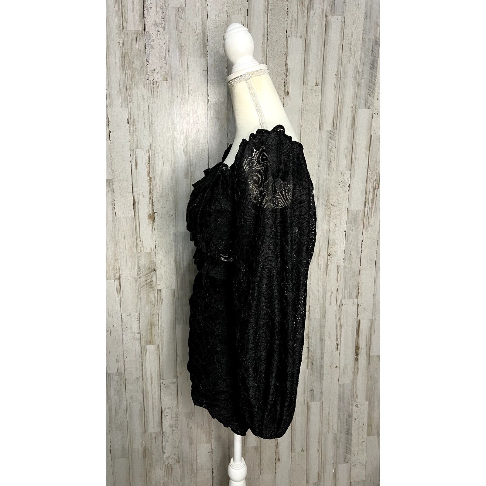 ASTR The Label NWT ASTR the Label Women's Black Lace Mini Dress Size XS Size XS / US 0-2 / IT 36-38 - 8 Thumbnail